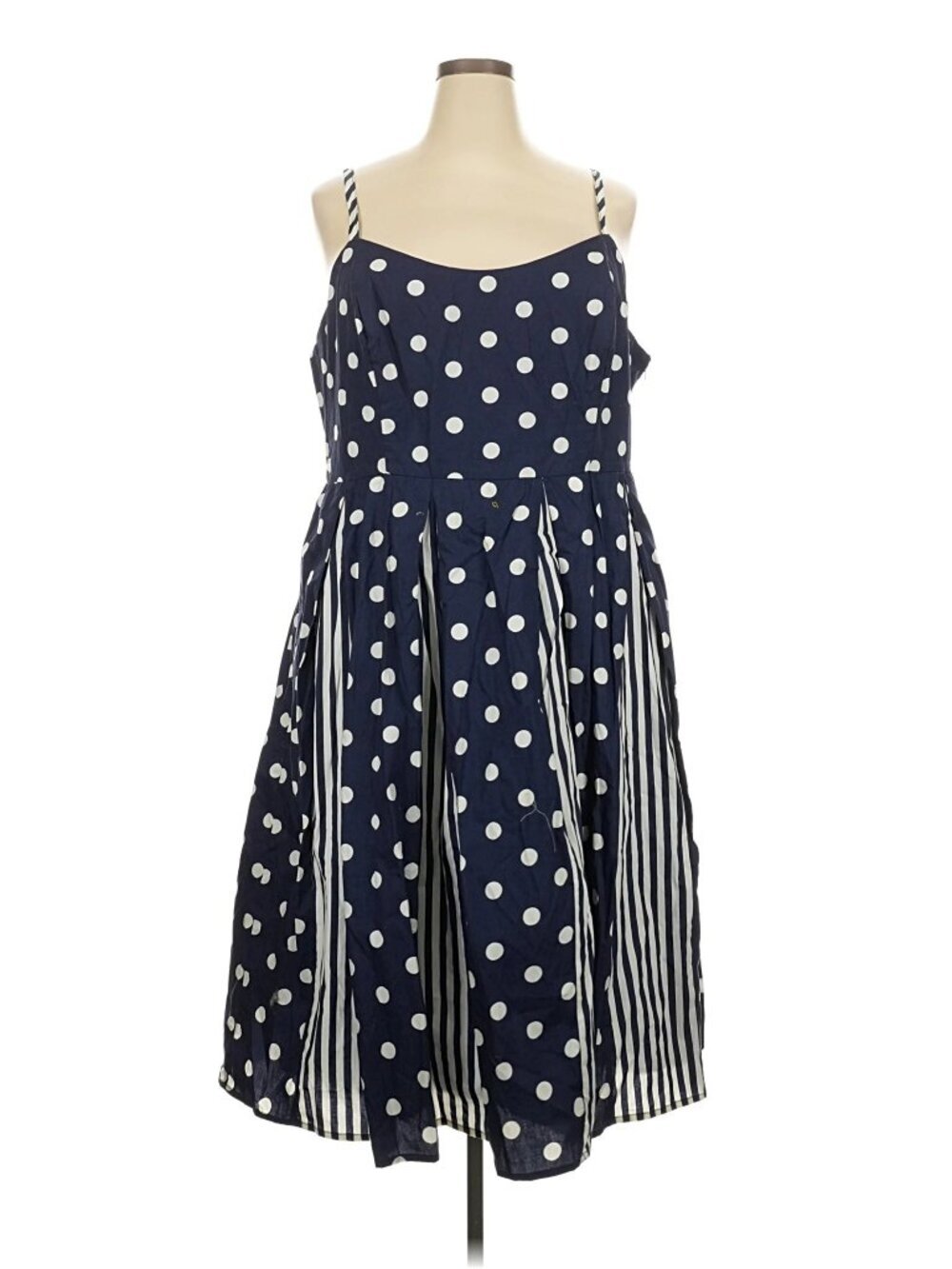 ModCloth "Celebrated Style" Dress - Picture 3 of 4